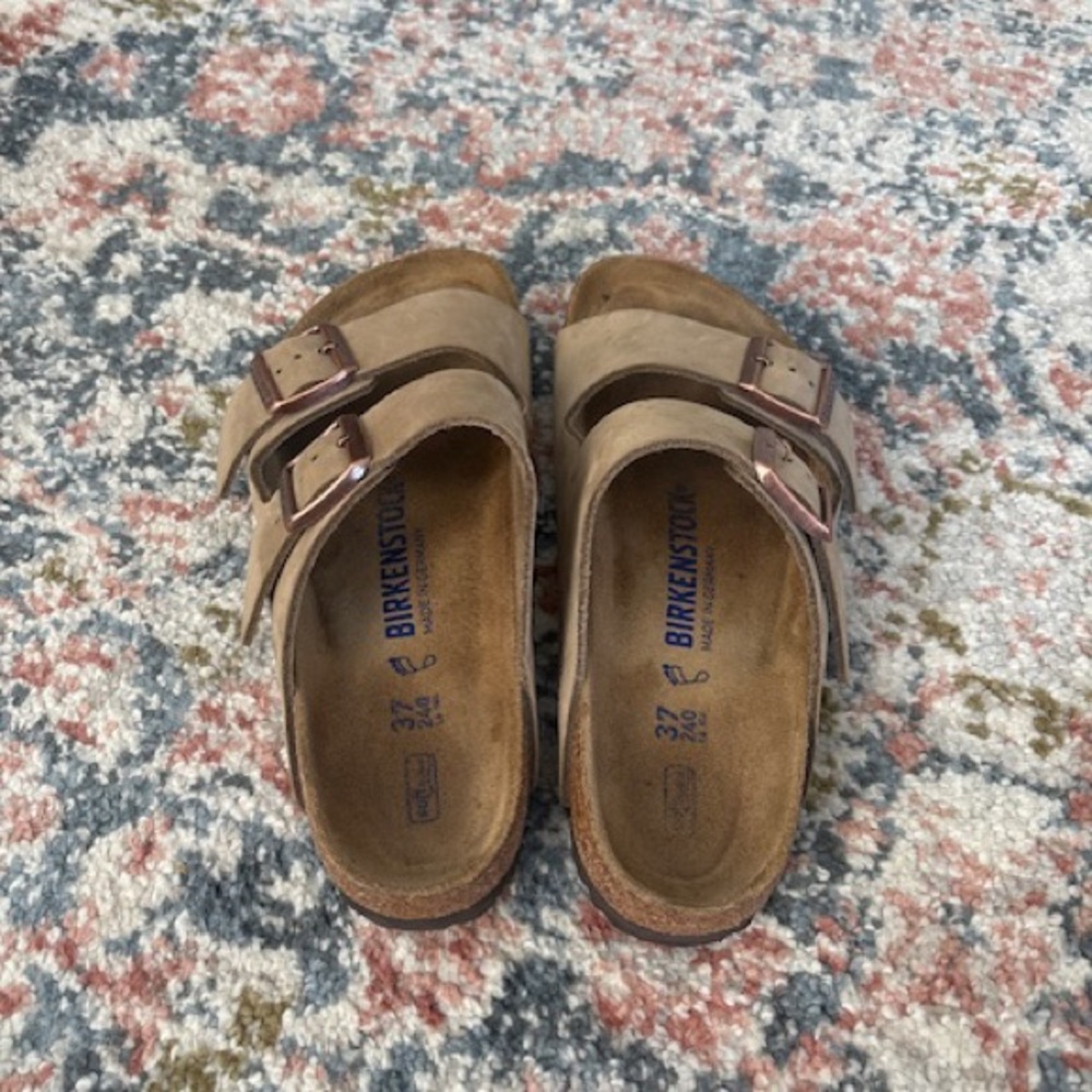Birkenstock Tan Sandals Two-Strap Comfort - Picture 4 of 5